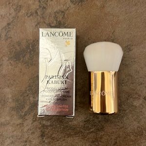 Lancôme Parisian kabuki